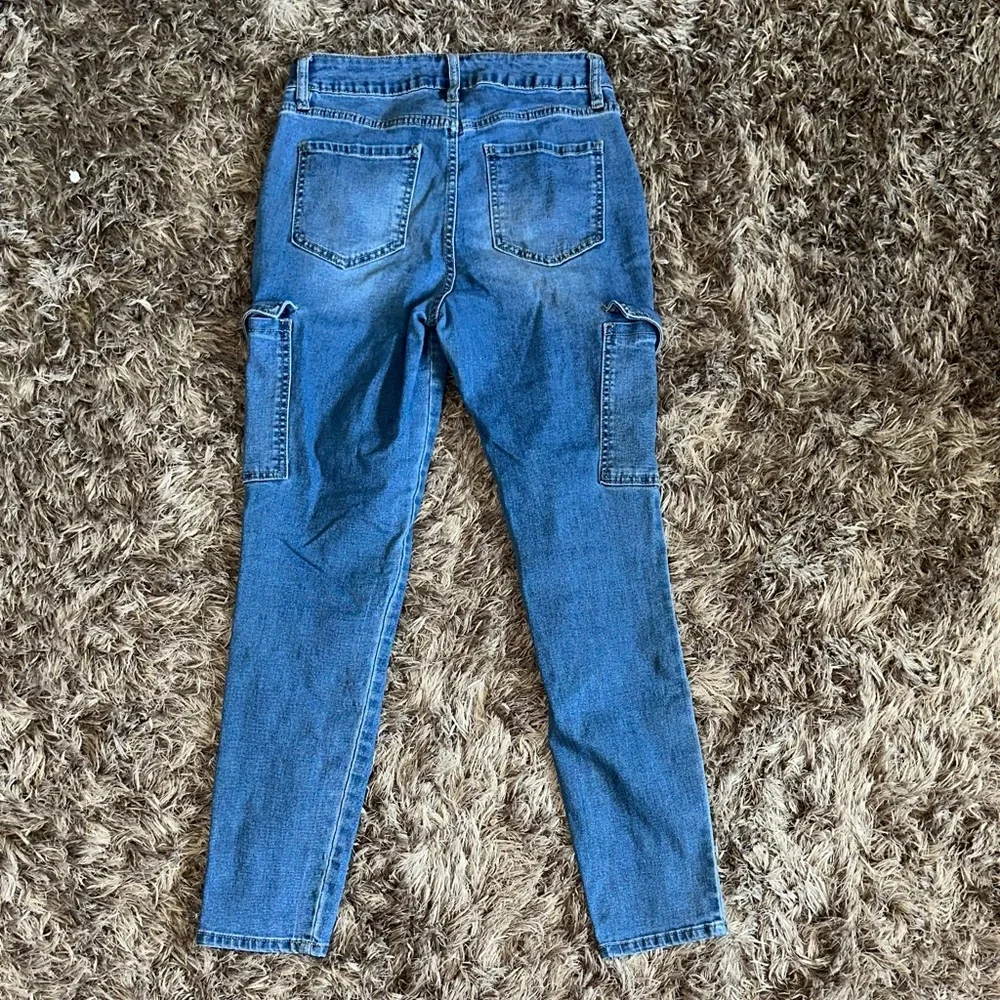 YMI Women's Size 28 High Rise Skinny Cargo Jeans